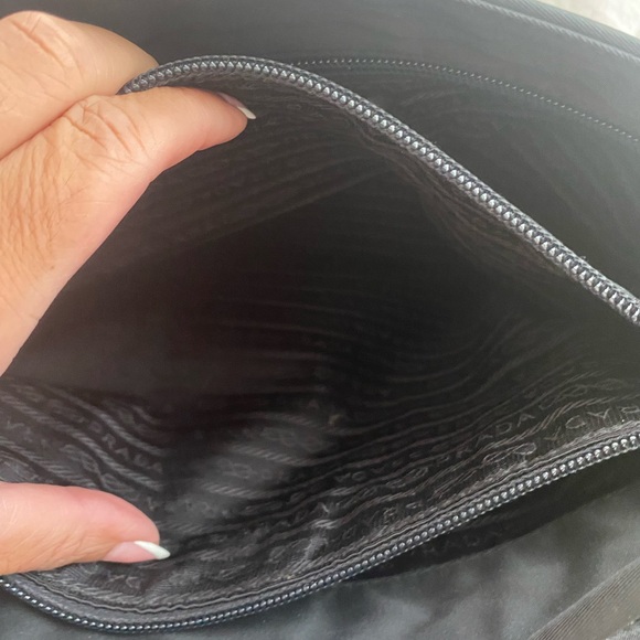 PRADA tesstuto tote - Picture 7 of 8